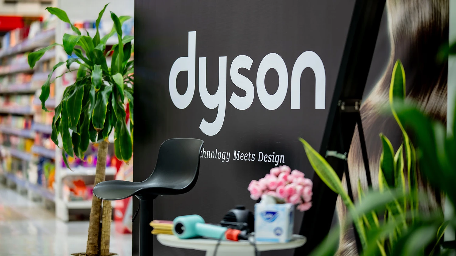 News: STO begins offering the popular Dyson brand of products